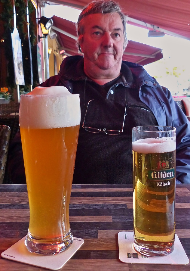 . Terrassenwetter in K�ln - Dazu passt Weizenbier und K�lsch. 20.11.2014 (Jeanny)