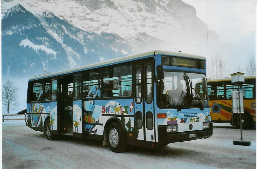 (082'021) - AVG Grindelwald - Nr. 20/BE 349'361 - Vetter am 24. Dezember 2005 beim Bahnhof Grindelwald