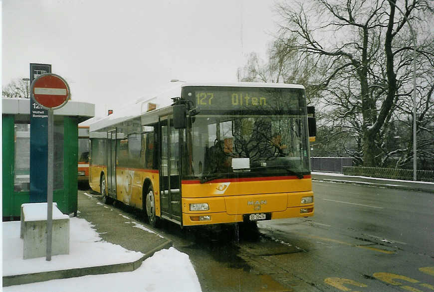 (082'234) - Wyss, Boningen - SO 20'476 - MAN am 29. Dezember 2005 beim Bahnhof Olten 