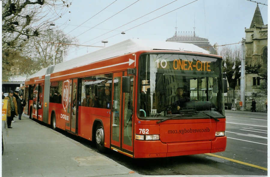(083'405) - TPG Genve - Nr. 762 - Hess/Hess Gelenktrolleybus am 6. Mrz 2006 in Genve, 22-Cantons