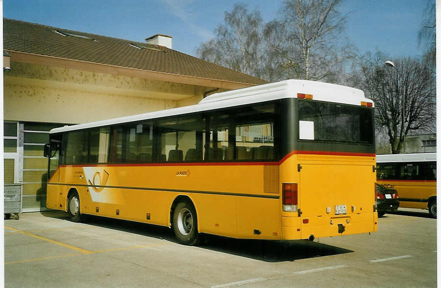 (083'922) - CarPostal Vaud-Fribourg - VD 532'515 - Setra (ex P 25'370) am 19. Mrz 2006 in Yverdon, Garage