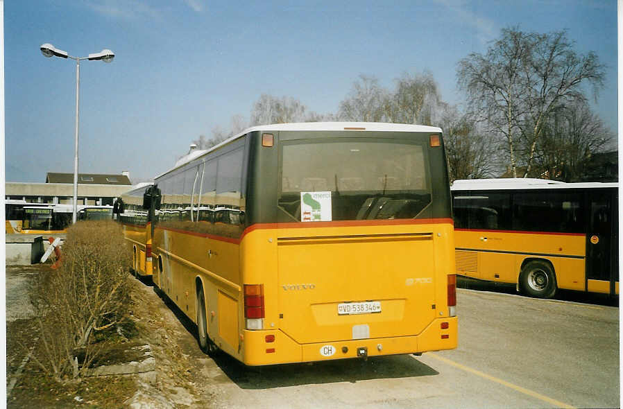 (083'932) - CarPostal Vaud-Fribourg - VD 538'346 - Volvo am 19. Mrz 2006 in Yverdon, Garage