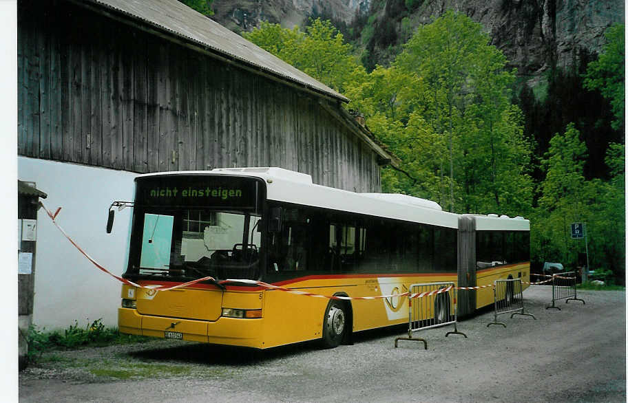 (085'413) - Schmocker, Stechelberg (PostAuto Bern) - Nr. 5/BE 610'548 - Volvo/Hess (ex P 27'729) am 21. Mai 2006 in Stechelberg, Hotel