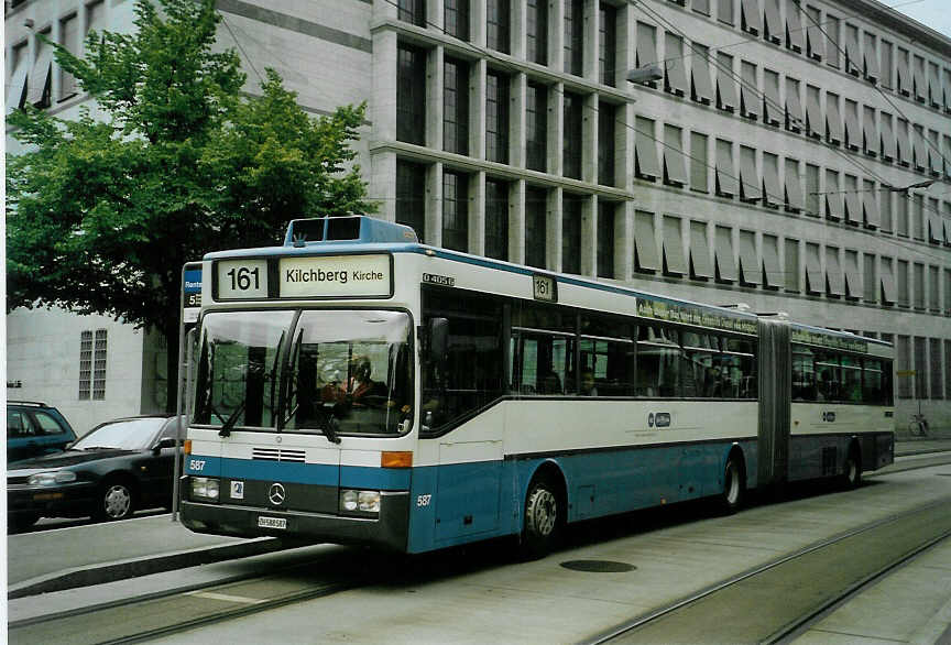 (085'536) - VBZ Zrich - Nr. 587/ZH 588'587 - Mercedes am 25. Mai 2006 in Zrich, Rentenanstalt