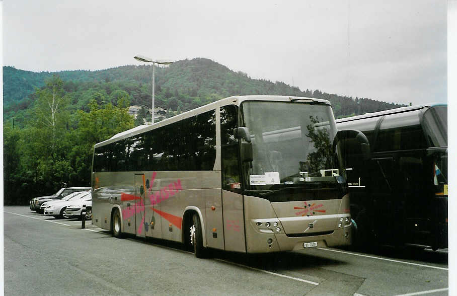 (086'813) - Renus, Basel - BS 2438 - Volvo am 22. Juni 2006 in Thun, Seestrasse