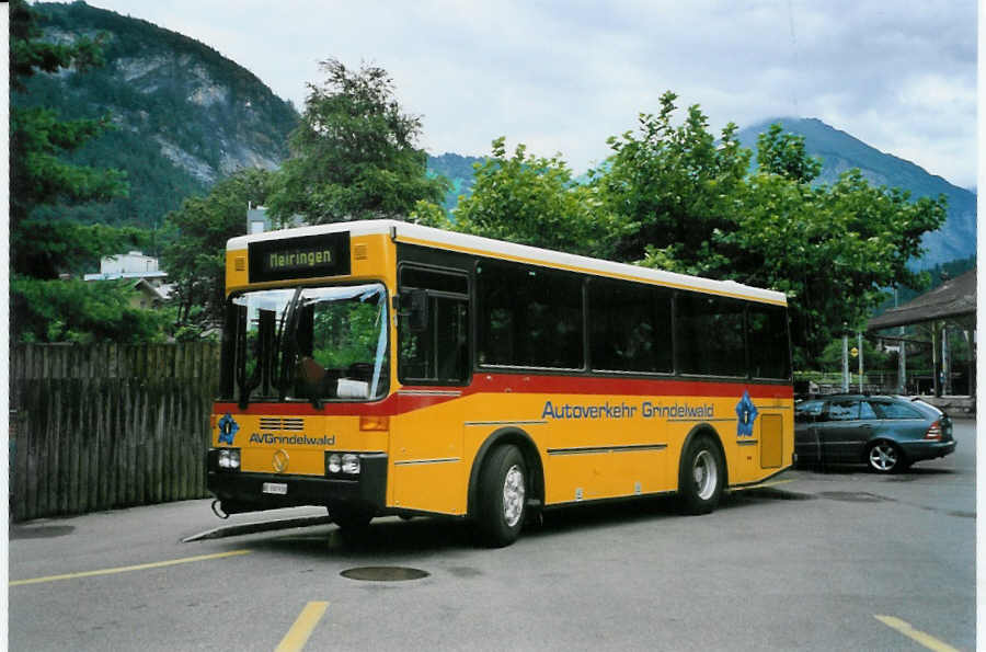 (088'416) - AVG Grindelwald - Nr. 21/BE 100'930 - Vetter am 2. August 2006 in Meiringen, Postautostation