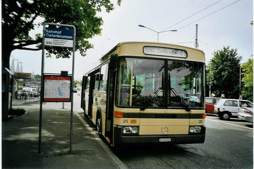 (094'621) - AZZK Zollikon - Nr. 25/ZH 492'025 - Mercedes/R&J am 26. Mai 2007 beim Bahnhof Tiefenbrunnen