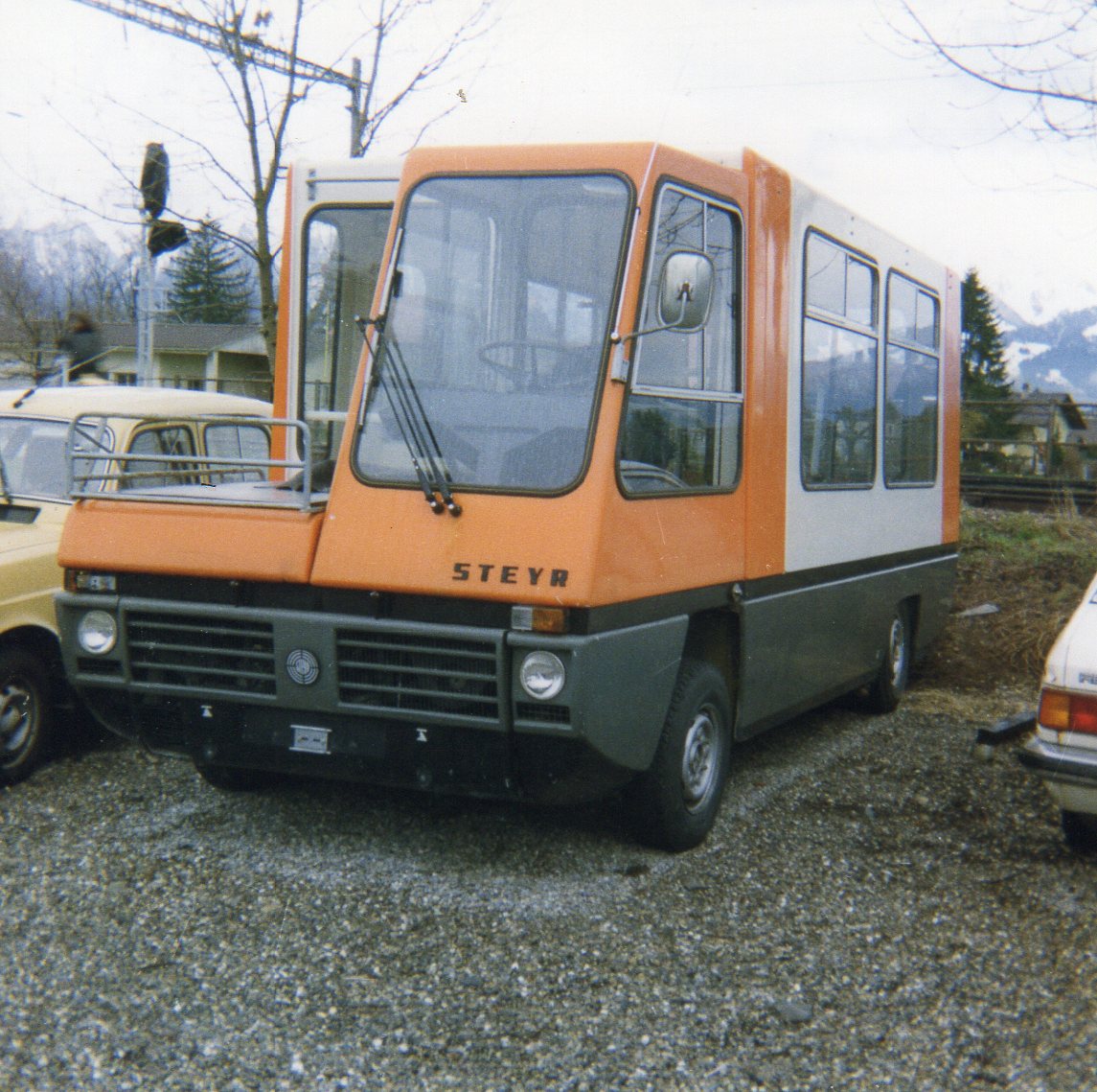 (10-01) - Aus dem Archiv: AFA Adelboden - Nr. 10 - Steyr im Mrz 1988 in Steffisburg