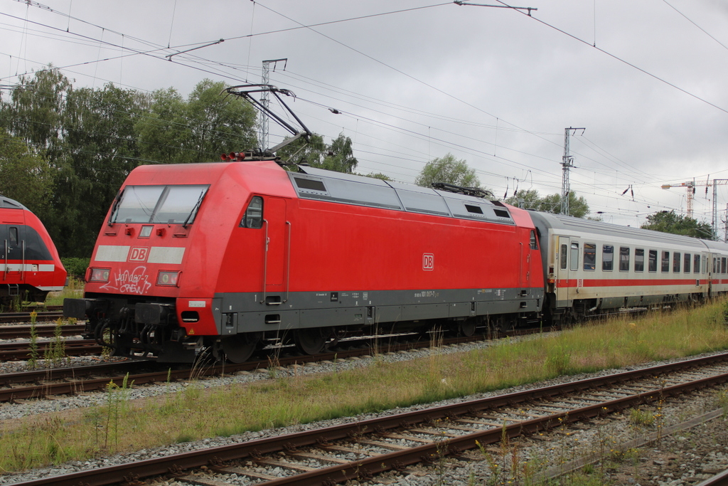 101 067-7 mit IC 2261(Stralsund-Hamburg)bei der Einfahrt im Rostocker Hbf.03.08.2025