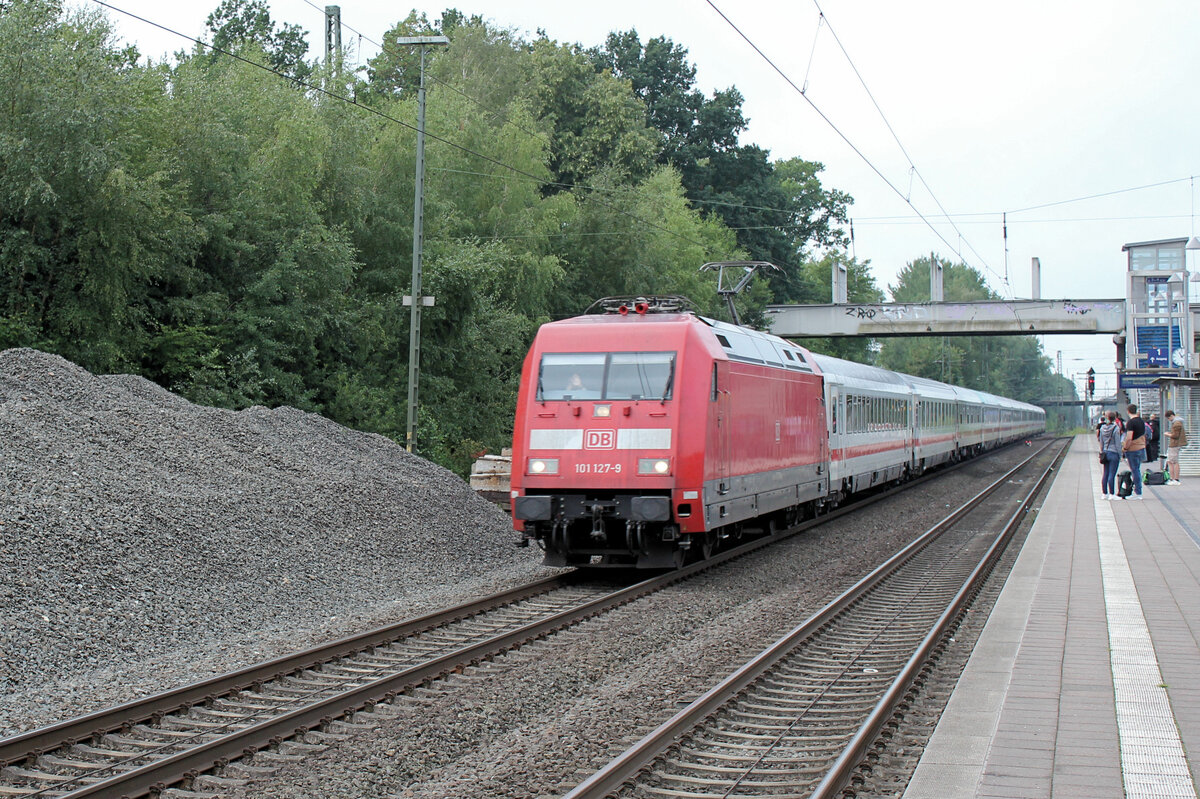 101 127-8 auf den Weg nach Hamburg. Tostedt, 29.07.2023.