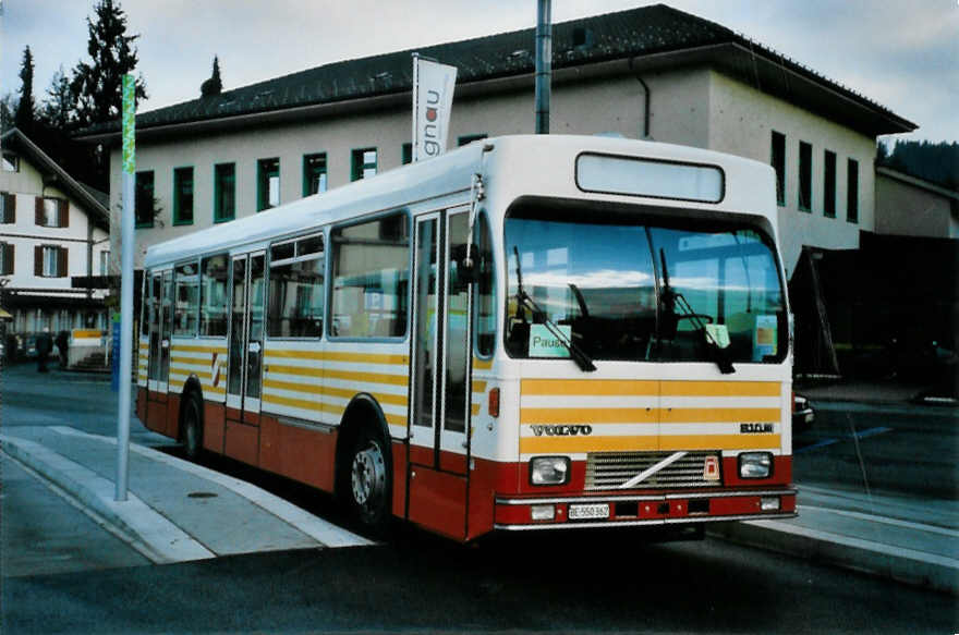 (101'307) - Busland, Burgdorf - Nr. 11/BE 550'362 - Volvo/R&J (ex AOE Langnau Nr. 11; ex STI Thun Nr. 33; ex SAT Thun Nr. 33) am 26. November 2007 beim Bahnhof Langnau