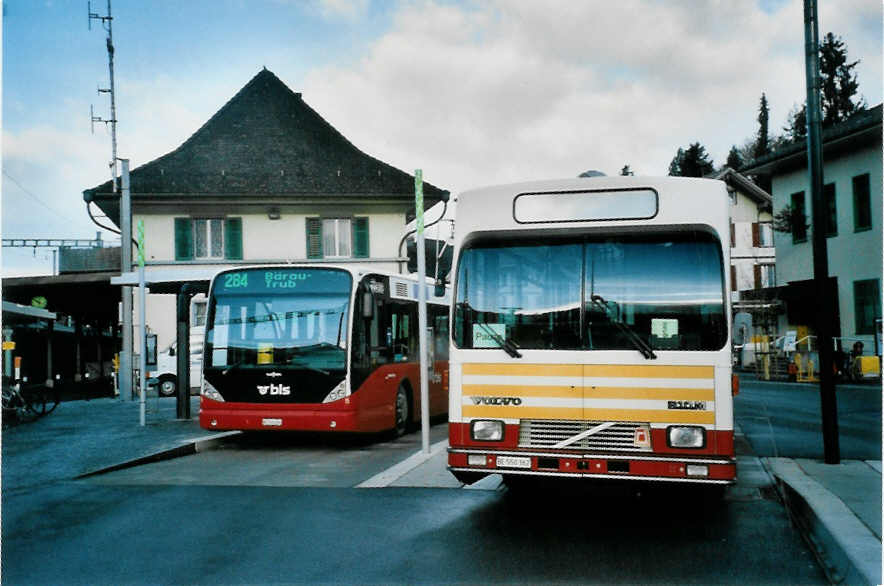(101'310) - Busland, Burgdorf - Nr. 11/BE 550'362 - Volvo/R&J (ex AOE Langnau Nr. 11; ex STI Thun Nr. 33; ex SAT Thun Nr. 33) am 26. November 2007 beim Bahnhof Langnau