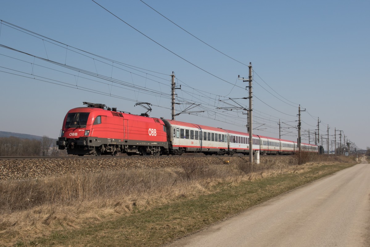 1016 016 am 18. M�rz 2015 aus St. P�lten kommend bei Gro�sierning.