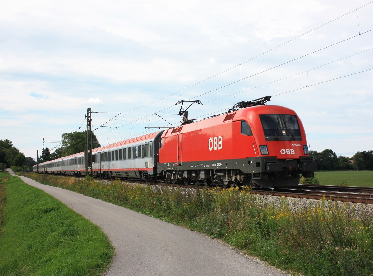 1016 031-5 am 8. September 2013 bei �bersee am Chiemsee.