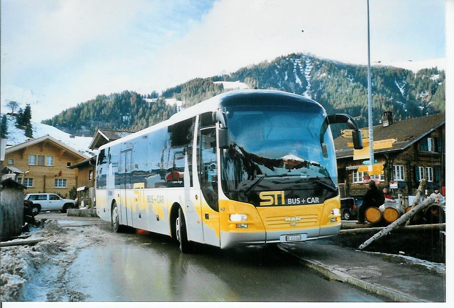 (103'307) - STI Thun - Nr. 40/BE 453'040 - MAN am 6. Januar 2008 in Adelboden, Kreuzgasse