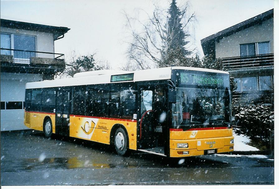 (103'823) - Lengacher, Mnsingen - Nr. 2/BE 555'788 - MAN am 2. Februar 2008 in Kirchdorf, Garage