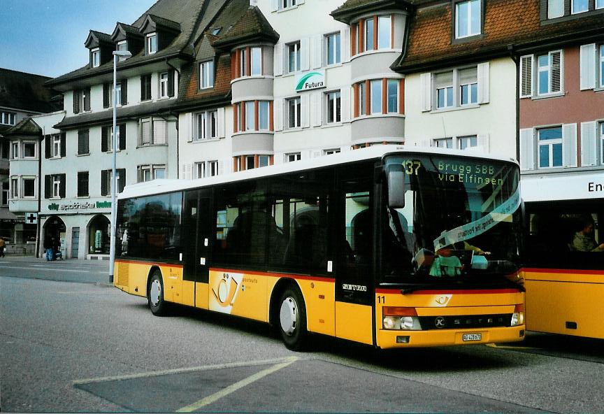 (106'632) - PostAuto Aargau - Nr. 11/AG 428'670 - Setra (ex P 25'640) am 18. April 2008 beim Bahnhof Brugg