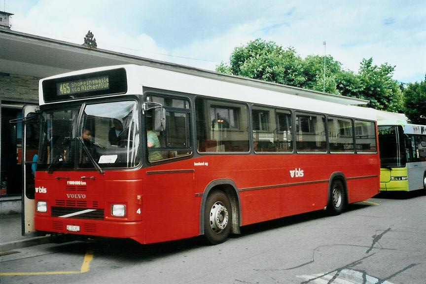 (109'007) - Busland, Burgdorf - Nr. 24/BE 352'903 - Volvo/Lauber (ex AAGK Koppigen Nr. 4) am 8. Juli 2008 beim Bahnhof Burgdorf