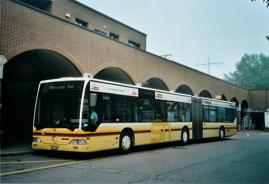 (111'332) - STI Thun - Nr. 85/BE 543'385 - Mercedes am 11. Oktober 2008 beim Bahnhof Mnsingen