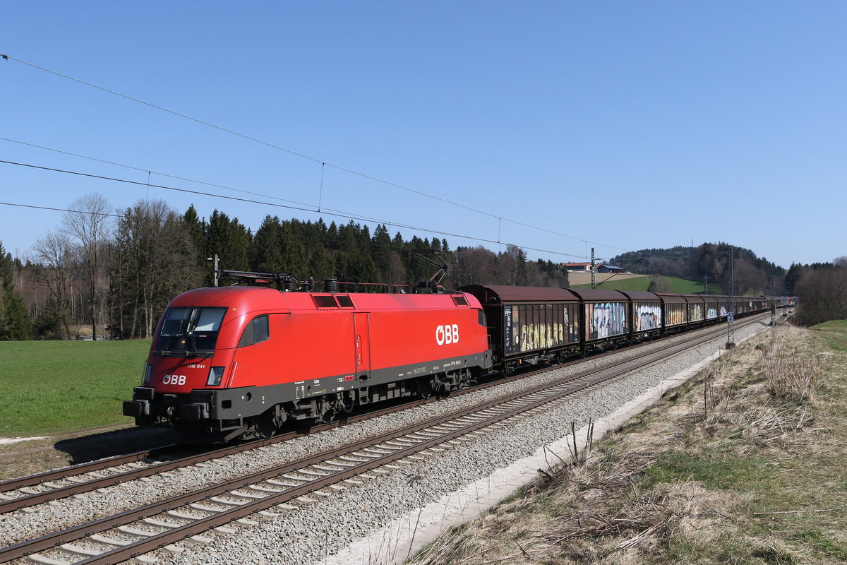 1116 041 mit einem gemischten G�terzug aus Salzburg kommend am 19. M�rz 2020 bei Grabenst�tt.