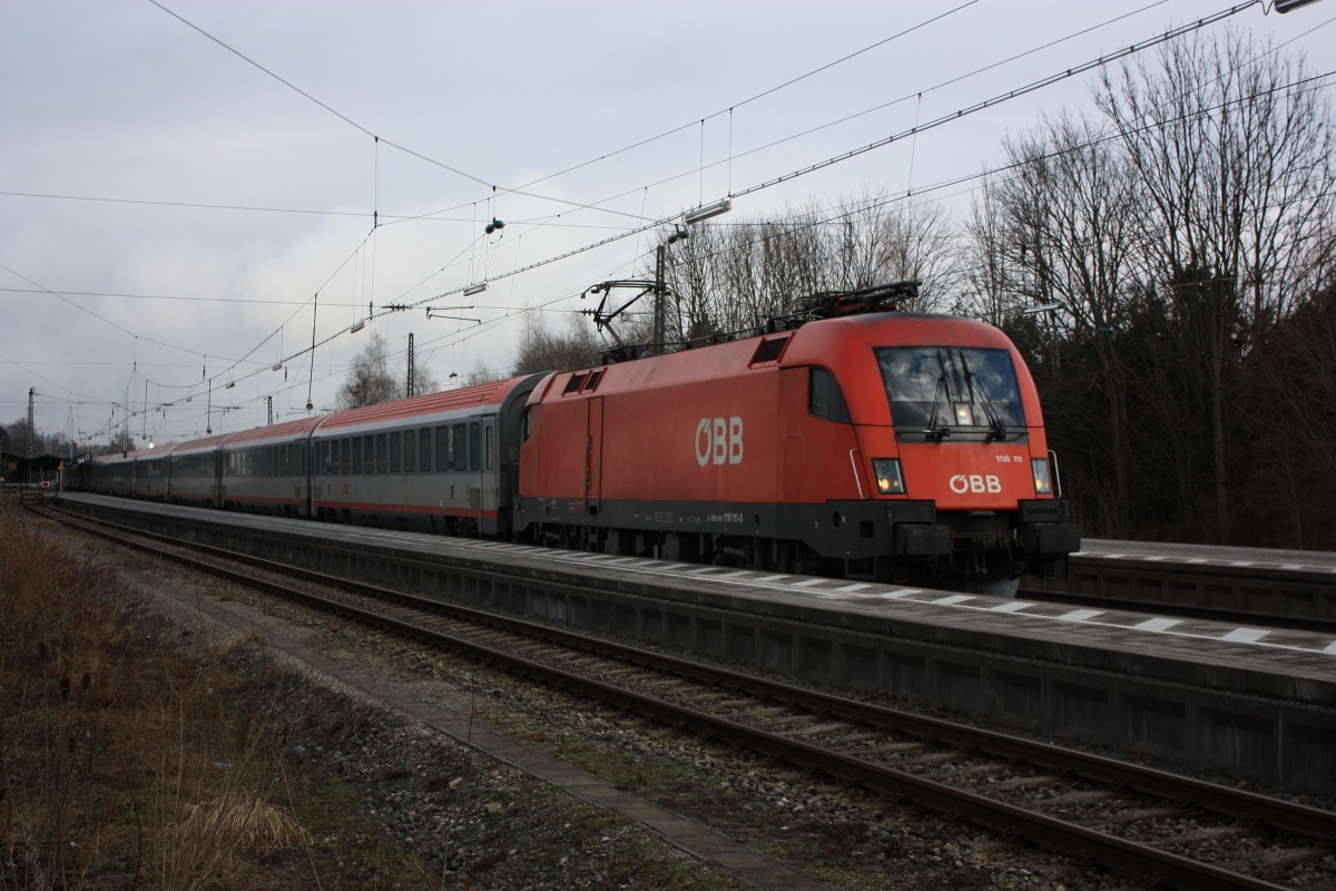 1116 111-6 am 11. M�rz 2013 im Bahnhof von Prien am Chiemsee.