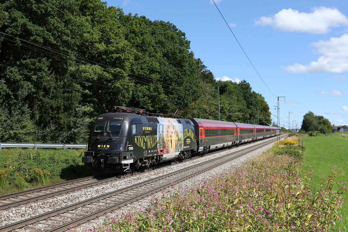 1116 200  200 Jahre Johann Strauss  war am 6. September 2025 bei Hufschlag in Richtung Rosenheim unterwegs.