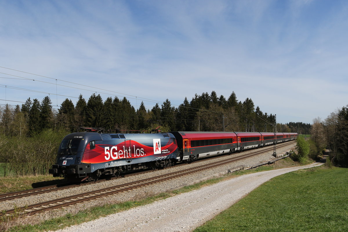 1116 231  5 Geht los  aus Salzburg kommend am 15. April 2020 bei Grabenst�tt im Chiemgau.
