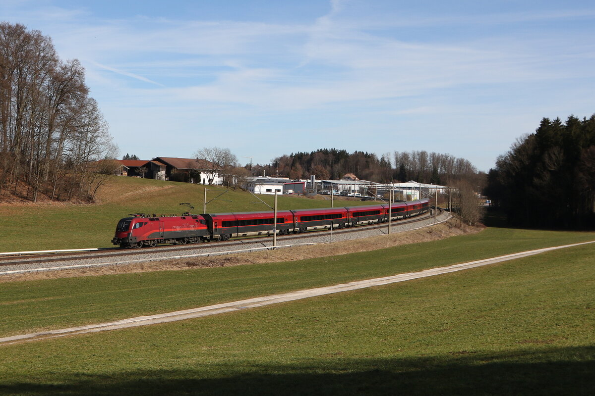1116 239 war am 26. Februar 2026 bei Axdorf in Richtung Rosenheim unterwegs.