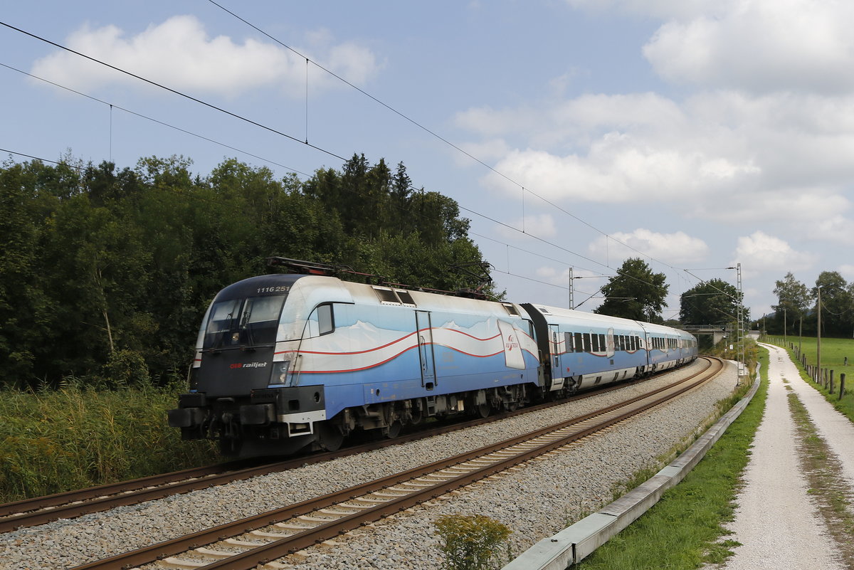 1116 251  Ski-Austria -Railjet am 5. September 2018 bei Grabenst�tt.