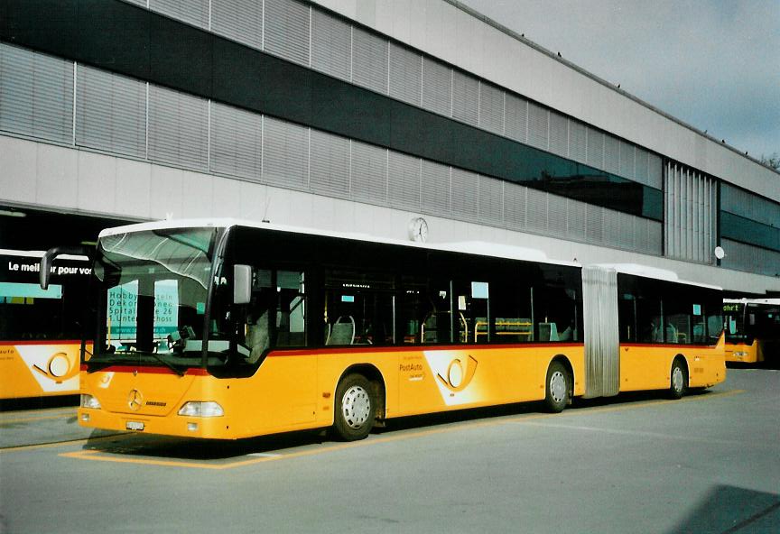 (111'719) - PostAuto Bern - Nr. 638/BE 611'734 - Mercedes am 26. Oktober 2008 in Bern, Postautostation