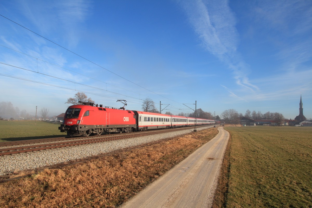 1119 199-1 am 21. Dezember 2013 bei leichtem Nebel aber ohne Schnee bei �bersee.