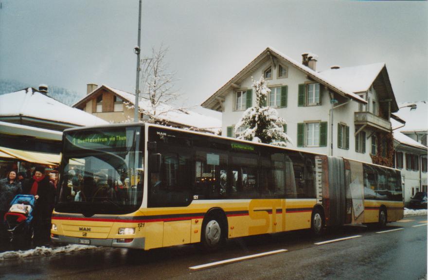 (112'817) - STI Thun - Nr. 121/BE 700'121 - MAN am 12. Dezember 2008 in Steffisburg, Platz