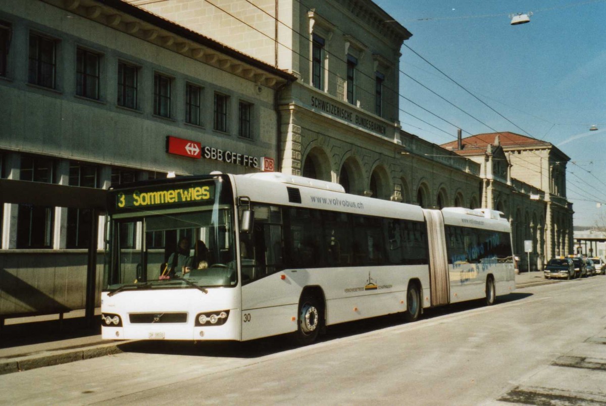 (114'610) - VBSH Schaffhausen - Nr. 30/SH 38'030 - Volvo (ex Vorfhrfahrzeug) am 18. Februar 2009 beim Bahnhof Schaffhausen