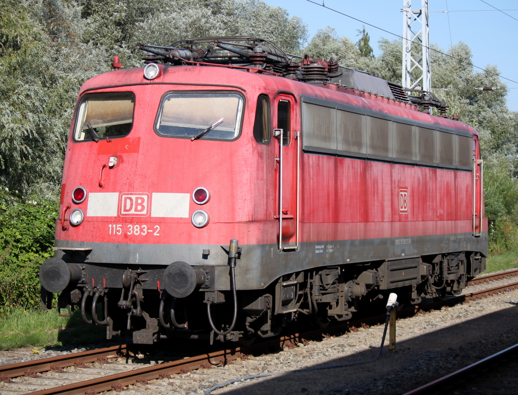 115 383-2(DB AutoZug GmbH Dortmund)abgestellt am 25.08.2013 im Rostocker Hbf
