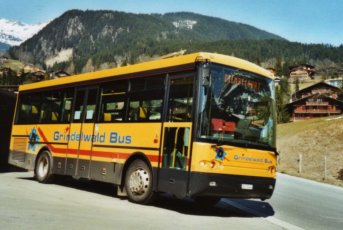 (115'807) - AVG Grindelwald - Nr. 17/BE 72'444 - Rizzi-Bus am 5. April 2009 in Grindelwald, Garage