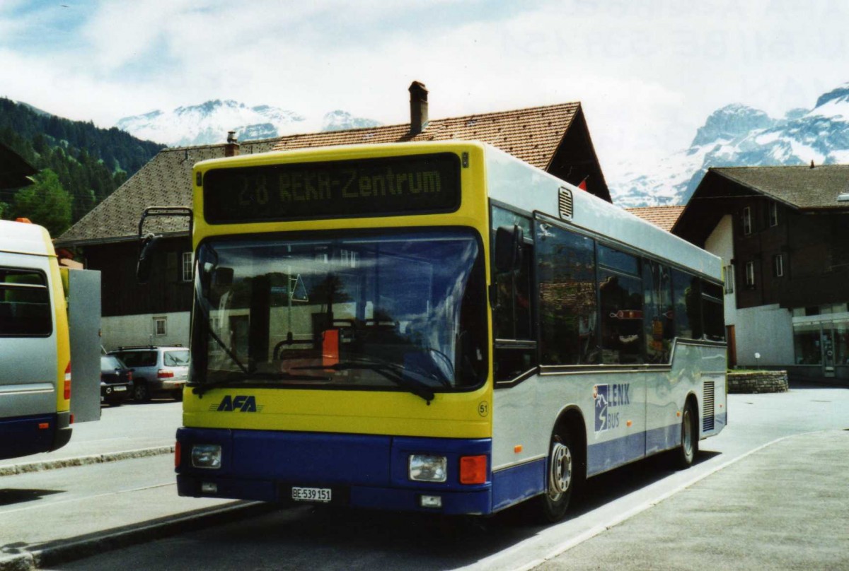 (116'436) - AFA Adelboden - Nr. 51/BE 539'151 - MAN am 17. Mai 2009 beim Bahnhof Lenk