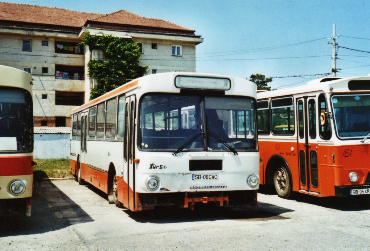 (116'823) - Tursib, Sibiu - SB 06 CAO - Magirus-Deutz am 27. Mai 2009 in Sibiu, Depot