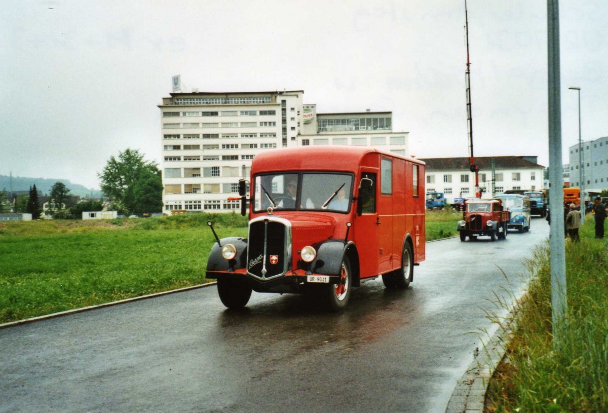 (117'205) - Schuler, Amsteg - UR 9031 - Berna/Hess (ex Hfliger, Luzern; ex M+3143) am 6. Juni 2009 in Thayngen, Saurertreffen