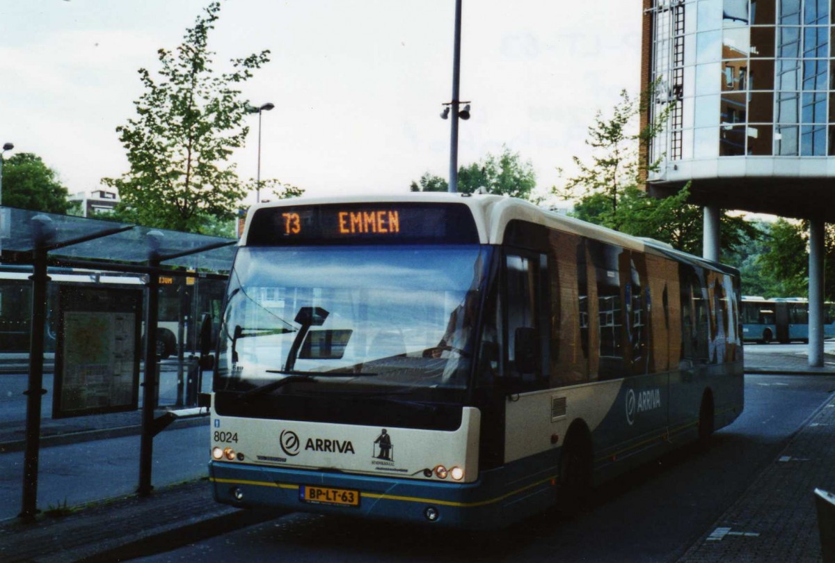 (118'419) - ARRIVA - Nr. 8024/BP-LT-63 - VDL Berkhof am 7. Juli 2009 beim Bahnhof Groningen