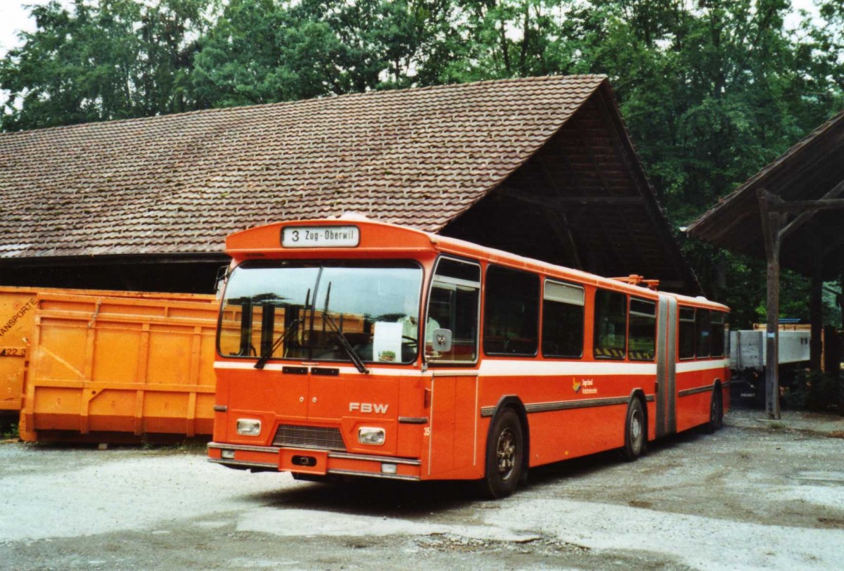 (119'501) - ZVB Zug (RWB) - Nr. 35 - FBW/Hess am 9. August 2009 in Oberburg, Ziegelgut