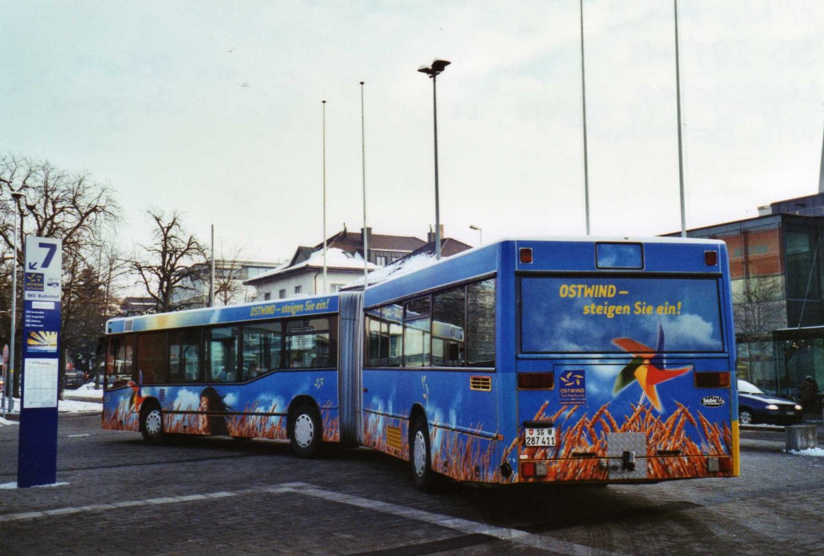 (124'436) - WilMobil, Wil - SG 287'411 - Mercedes (ex Schett, Sargans) am 17. Februar 2010 beim Bahnhof Wil