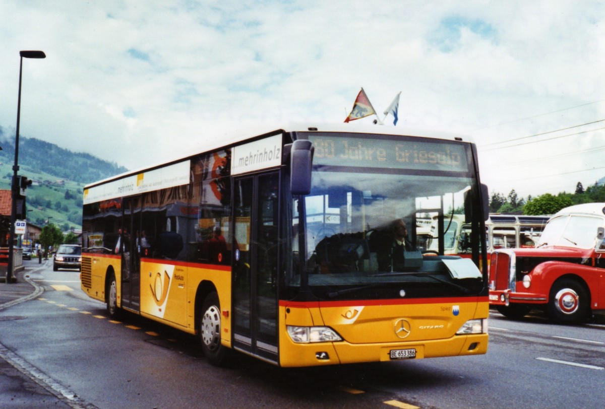 (126'612) - PostAuto Bern - BE 653'386 - Mercedes am 29. Mai 2010 beim Bahnhof Reichenbach