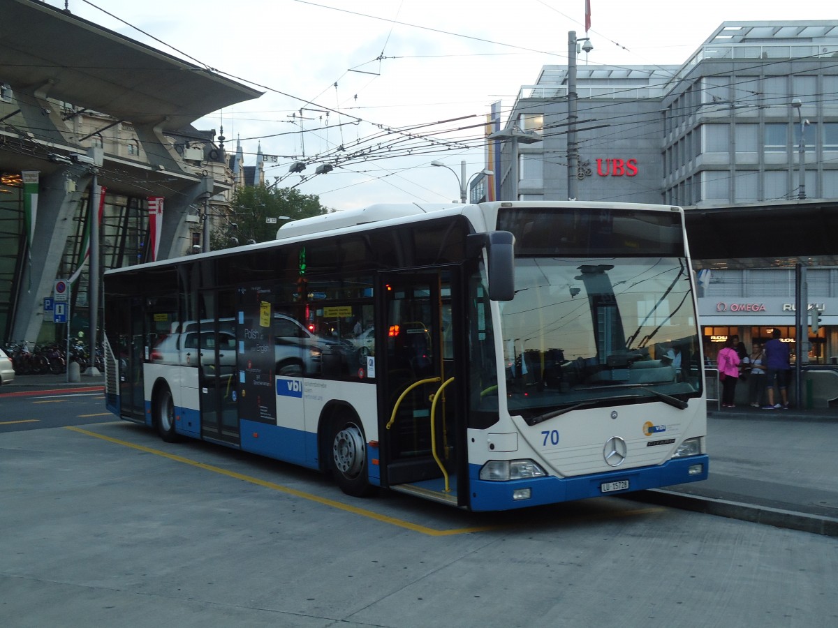 (128'740) - VBL Luzern - Nr. 70/LU 15'728 - Mercedes am 13. August 2010 beim Bahnhof Luzern