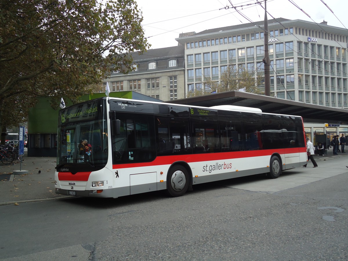 (130'424) - St. Gallerbus, St. Gallen - Nr. 255/SG 198'255 - MAN am 13. Oktober 2010 beim Bahnhof St. Gallen