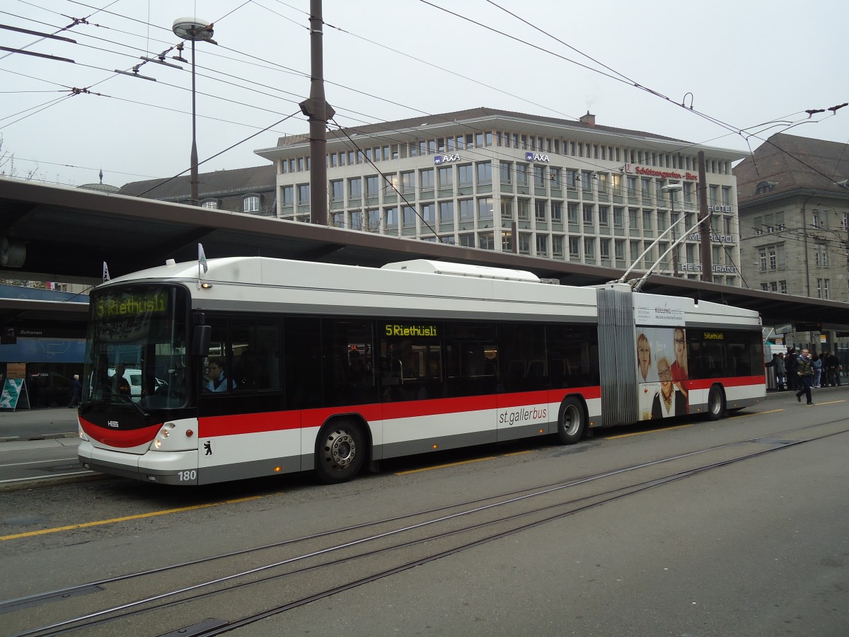 (130'427) - St. Gallerbus, St. Gallen - Nr. 180 - Hess/Hess Gelenktrolleybus am 13. Oktober 2010 beim Bahnhof St. Gallen