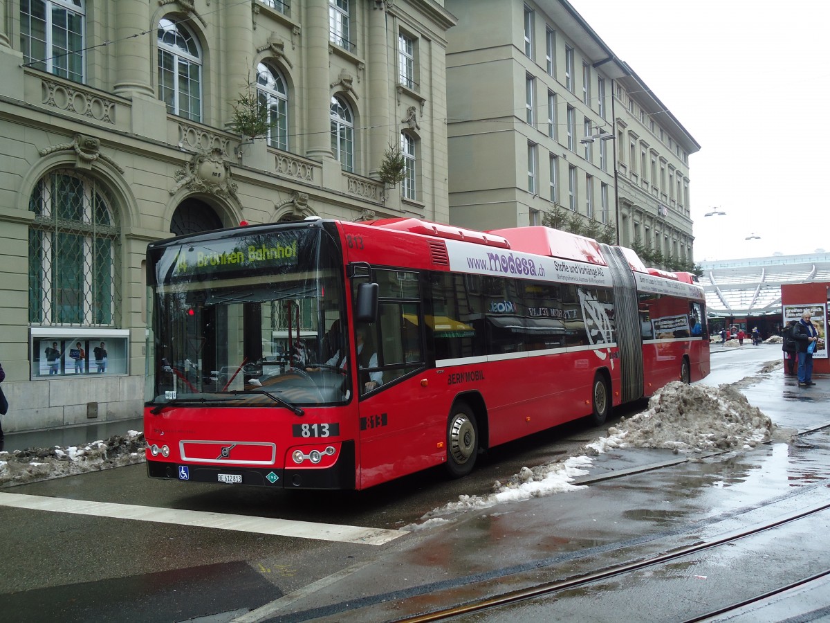 (131'350) - Bernmobil, Bern - Nr. 813/BE 612'813 - Volvo am 7. Dezember 2010 beim Bahnhof Bern