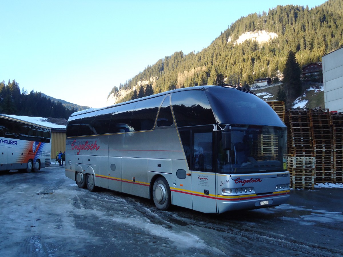 (131'978) - Engeloch, Riggisberg - BE 145'505 - Neoplan am 8. Januar 2011 in Adelboden, Mineralquelle