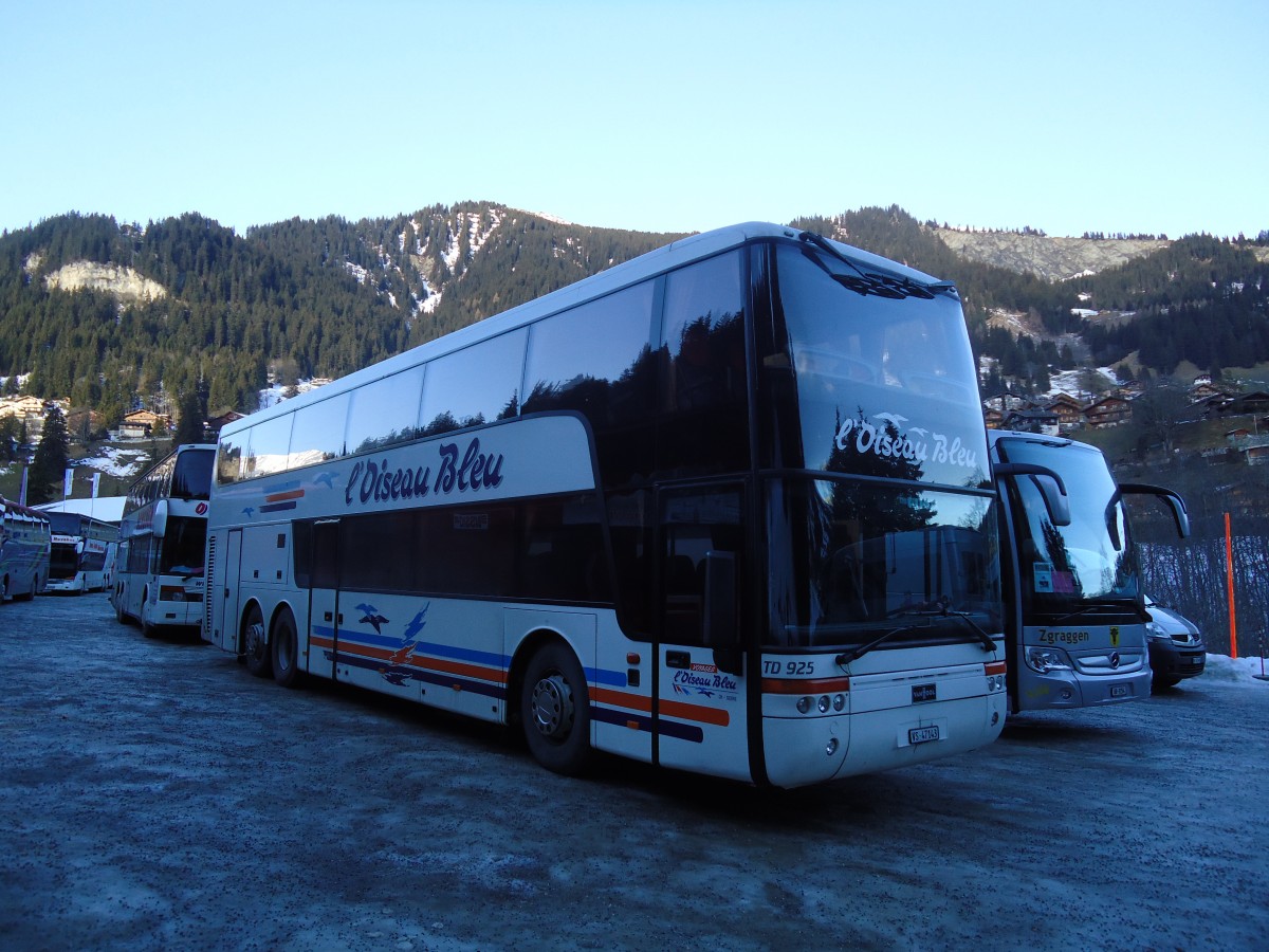 (131'997) - L'Oiseau Bleu, Sierre - VS 47'143 - Van Hool am 8. Januar 2011 in Adelboden, ASB