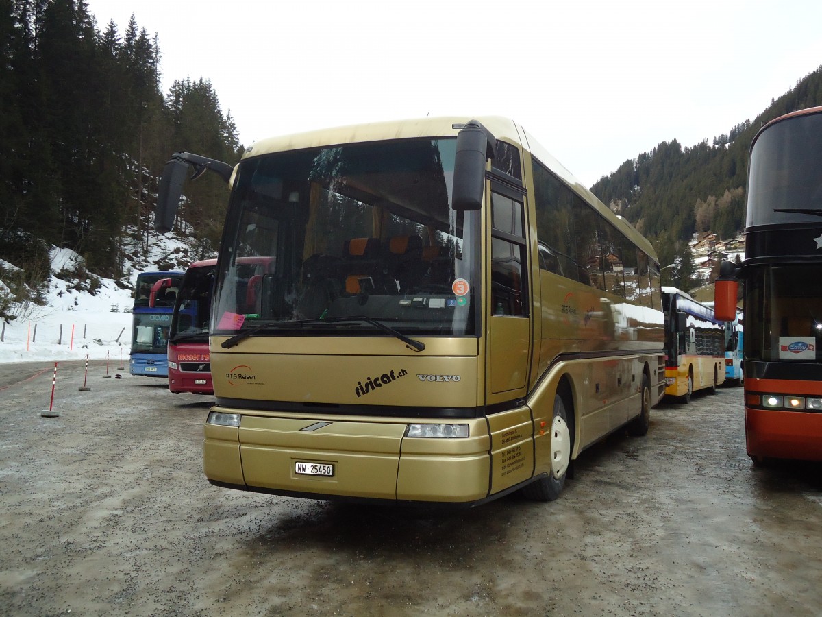 (132'231) - Risicar, Dallenwil - NW 25'450 - Volvo/Barbi am 9. Januar 2011 in Adelboden, ASB