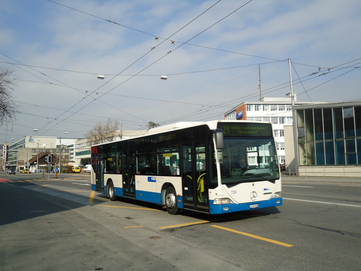 (132'989) - VBL Luzern - Nr. 720/LU 202'668 - Mercedes (ex Heggli, Kriens Nr. 720) am 11. Mrz 2011 in Luzern, Weinbergli